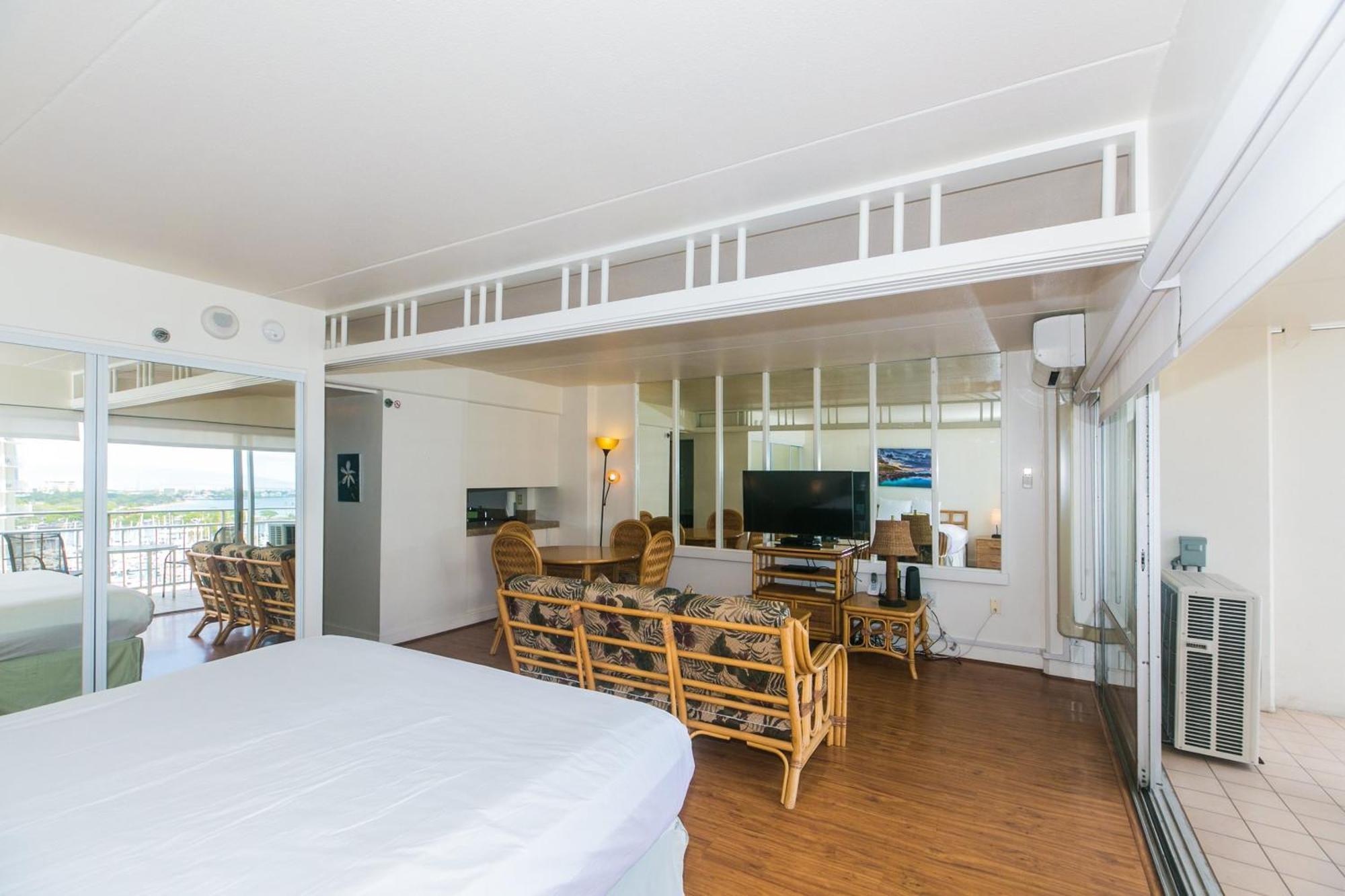 Апартаменти Ilikai Tower 1127 Yacht Harbor View 1Br Гонолулу Екстер'єр фото